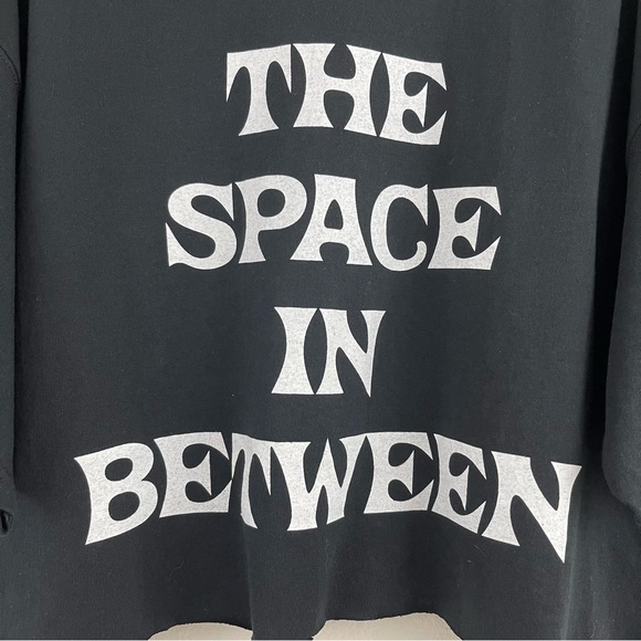 Vinnie Hacker Black White Purgatory BDay Merch Cropped Short Sleeve Graphic Tee - Picture 9 of 9